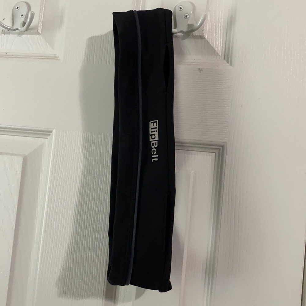 Flipbelt running belt bag